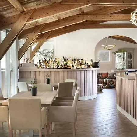 Li Neuli Country Club Hotel San Pantaleo