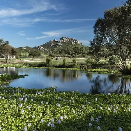 Li Neuli Country Club Hotel 5*