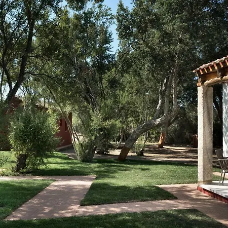 Li Neuli Country Club Szálloda 5*