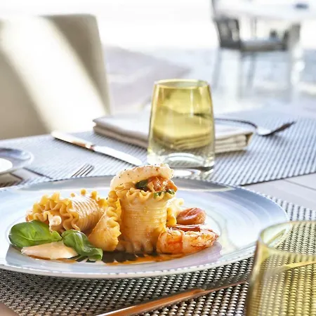 Li Neuli Country Club Szálloda 5*