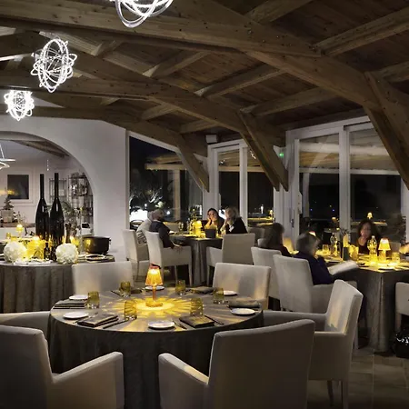 Li Neuli Country Club Szálloda 5*